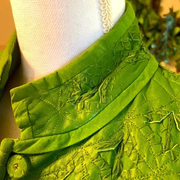 Peter Nygard Green Embroidered Blazer - Picture 6 of 16